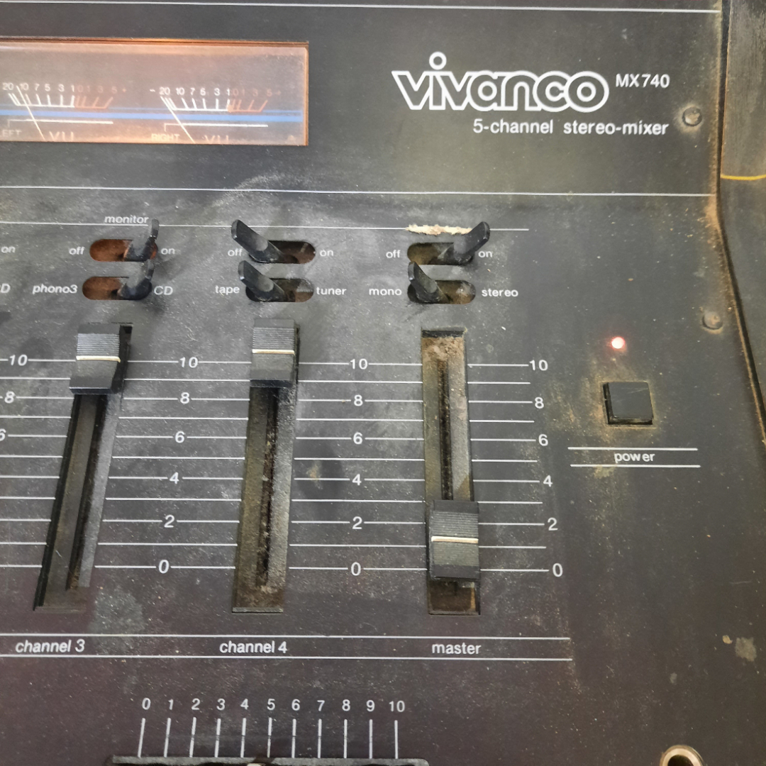 Микшерный пульт Vivanco MX 740, Франция. Картинка 8